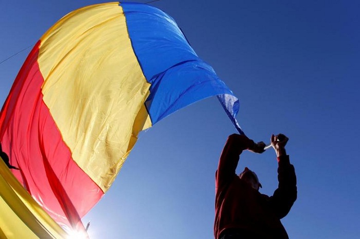 Romanian leftists win parliamentary election with 46% - official results